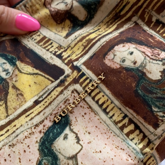 Burberry Unique Backpack 🎒Brand New - Picture 14 of 17